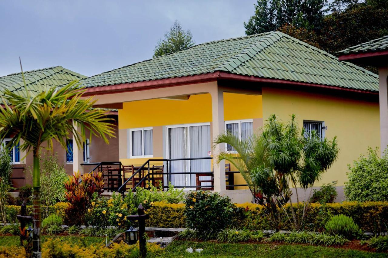 Andasibe Lemurs Lodge Buitenkant foto